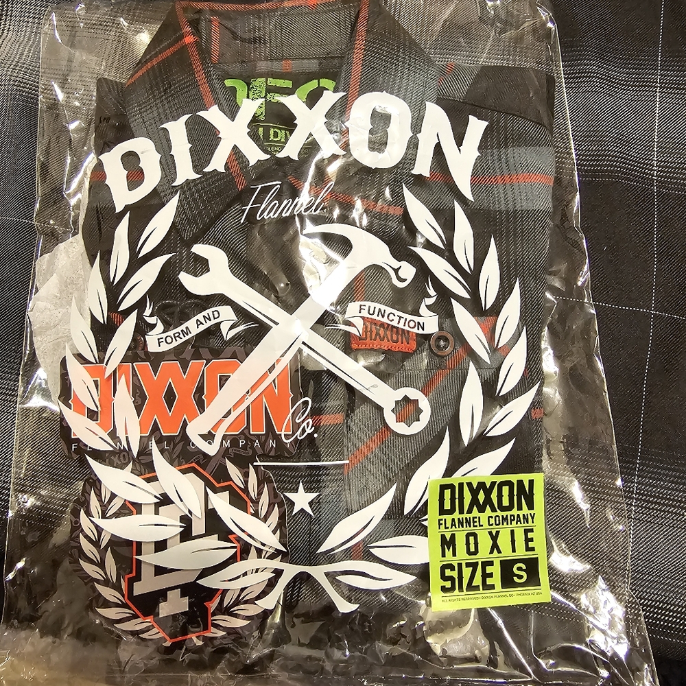 Dixxon youth Moxie (boys) small BNWT
